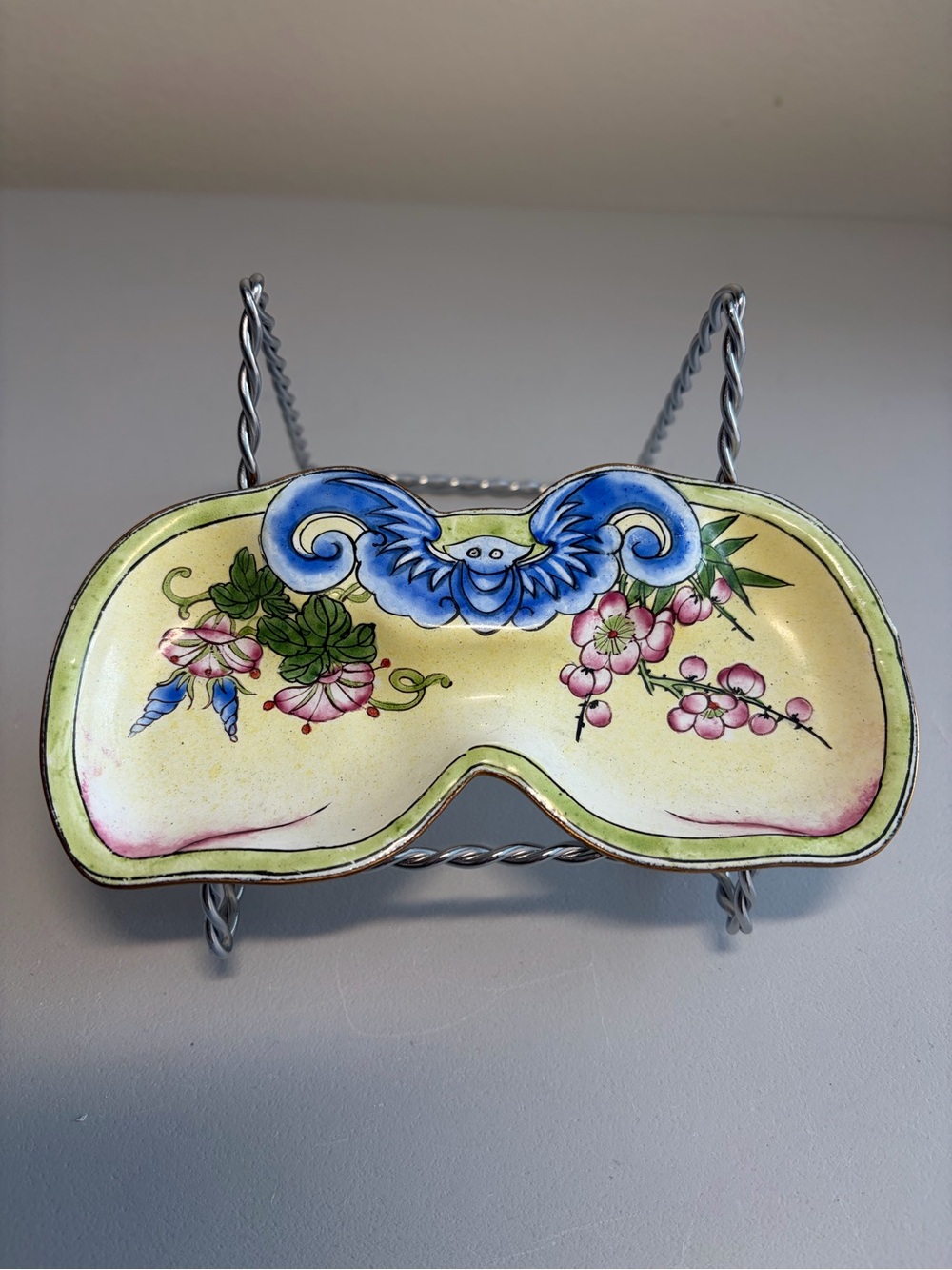 Antique Chinese Canton Enamel Eyeglass Holder Lucky Bat Trinket Dish Handpainted